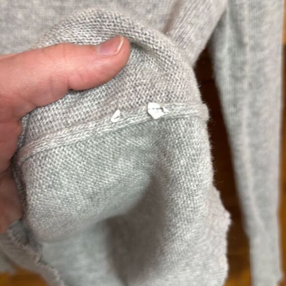 United Colors of Benneton Cream Grey Sweater Women’s Small - Picture 5 of 6